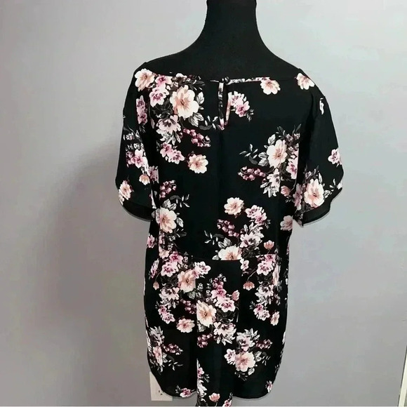 Torrid  Blouse - Picture 2 of 5